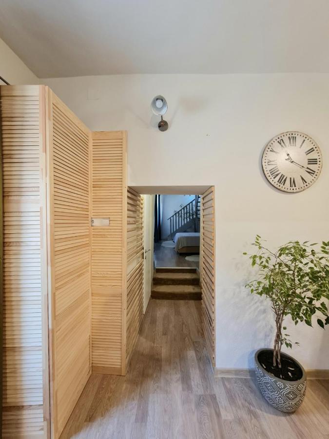 Happy House Appartement Braşov Buitenkant foto